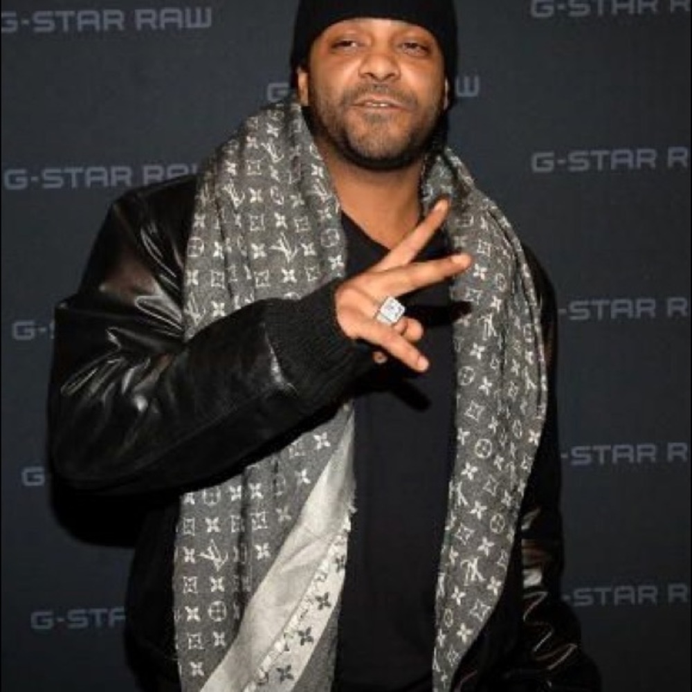 Louis Vuitton Classic Monogram Shawl